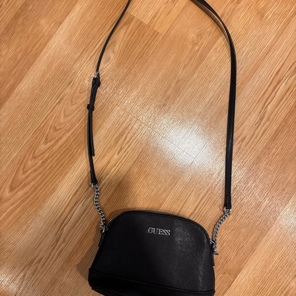 Guess Beige And Black Patterned Interior - image 3